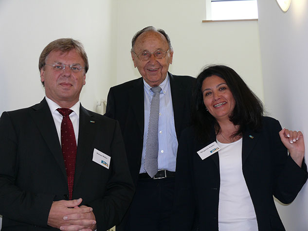 Hans-Dietrich Genscher, u.a. ehemaliger Bundesminister des Auswärtigen sowie Vizekanzler der Bundesrepublik Deutschland, m+m Geschäftsführer Michael Müller.